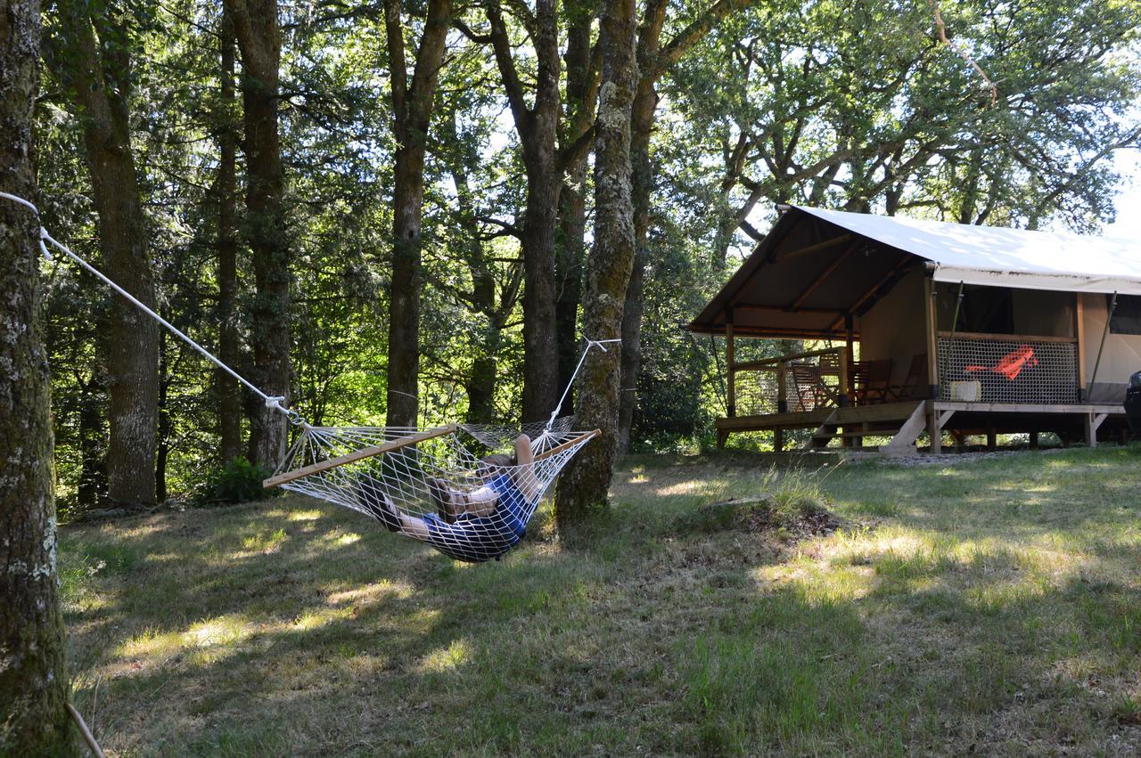 Les Etangs De Taysse Hotel Espagnac Exterior photo