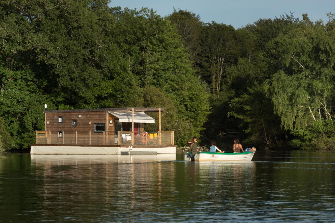 Les Etangs De Taysse Hotel Espagnac Exterior photo