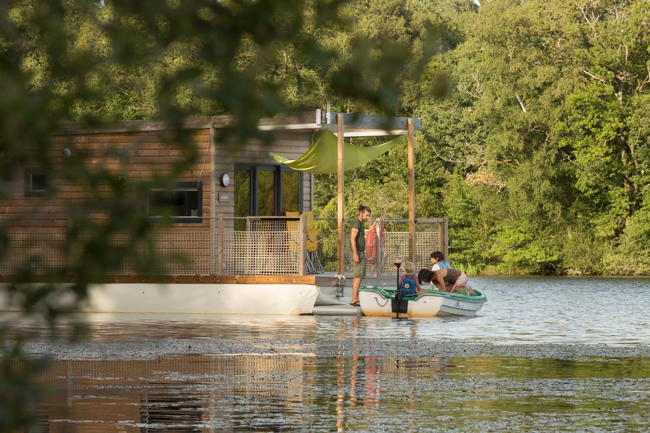 Les Etangs De Taysse Hotel Espagnac Exterior photo